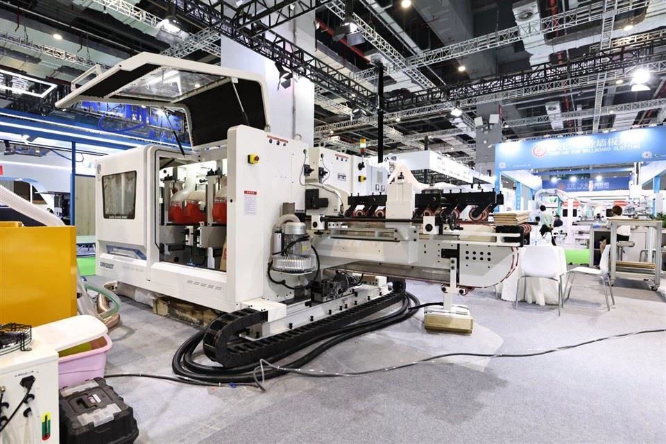 Woodworking Longitudinal Double-End Tenoner Machine factory
